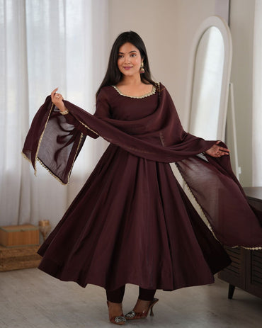 Women's Pure Mal Chanderi 16 Kali Anarkali Gown Set with Pant & Dupatta
